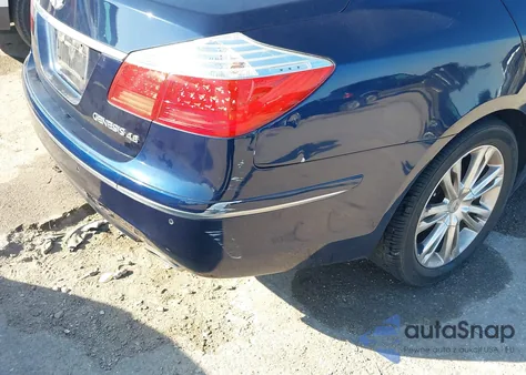 2011 Hyundai Genesis 4.6 z USA, uszkodzony, nr VIN KMHGC4DF1BU138679